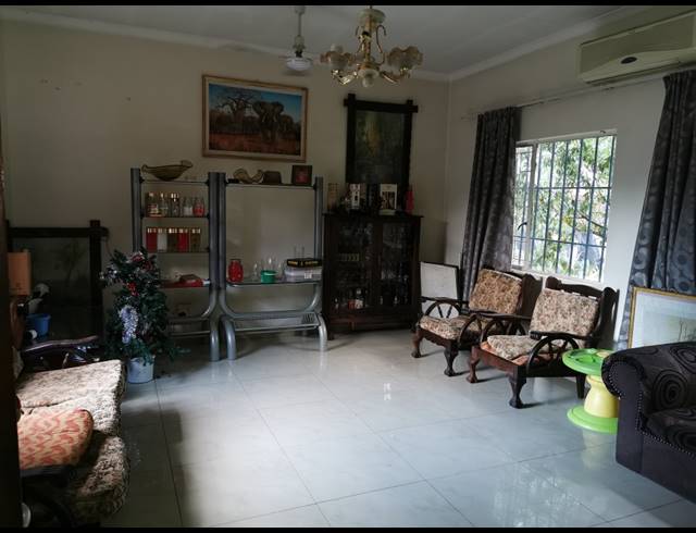 6 BEDROOM HOUSE SOLD IN DASPOORT